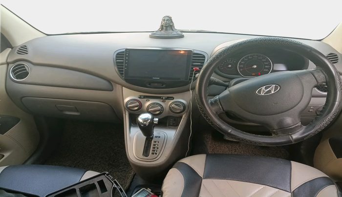 2012 Hyundai i10 SPORTZ 1.2 AT, Petrol, Automatic, 1,17,338 km, interior