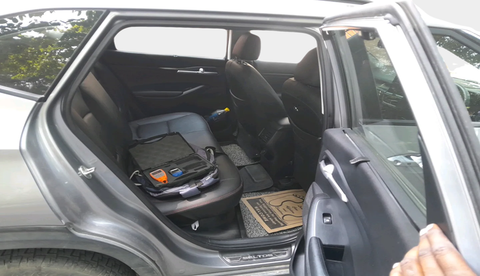 2020 KIA SELTOS HTK PLUS 1.5 DIESEL, Diesel, Manual, 1,02,784 km, interior