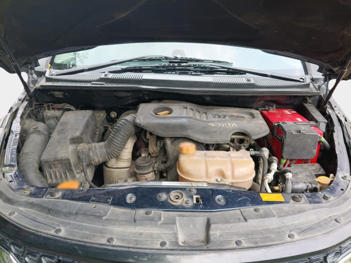 2018 Tata Hexa XTA 4X2 7 STR, Diesel, Automatic, 1,01,000 km, exterior