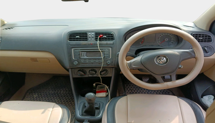 2017 Volkswagen Ameo COMFORTLINE 1.2L, Petrol, Manual, 83,037 km, interior