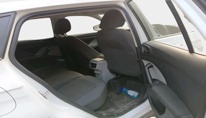 2024 Skoda KUSHAQ ACTIVE 1.0L TSI MT, Petrol, Manual, 55,459 km, interior