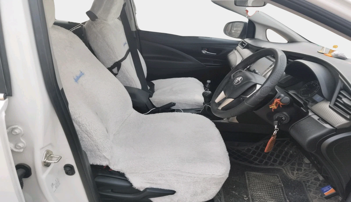 2023 Toyota Innova Crysta 2.4 GX 8STR, Diesel, Manual, 7,694 km, interior