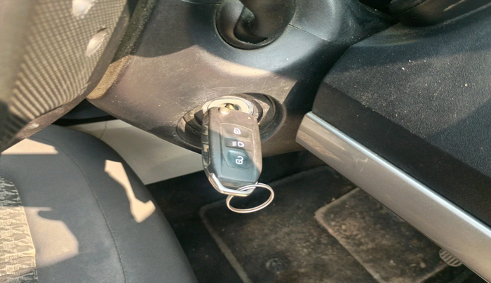 2021 Tata Safari XM, Diesel, Manual, 57,222 km, interior