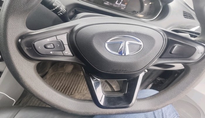 2023 Tata Tiago XT PETROL, Petrol, Manual, 19,886 km, interior