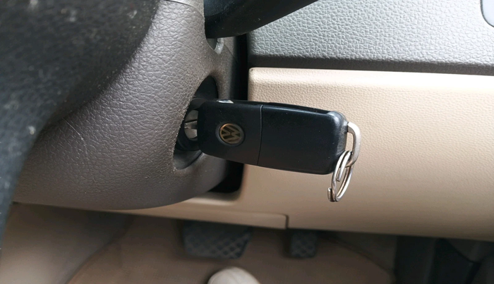 2012 Volkswagen Vento HIGHLINE PETROL AT, Petrol, Automatic, 80,530 km, interior