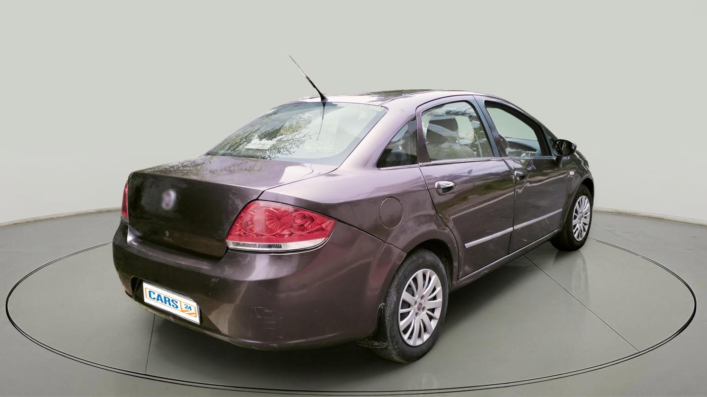 2011 Fiat Linea DYNAMIC 1.3, Diesel, Manual, 98,635 km, exterior