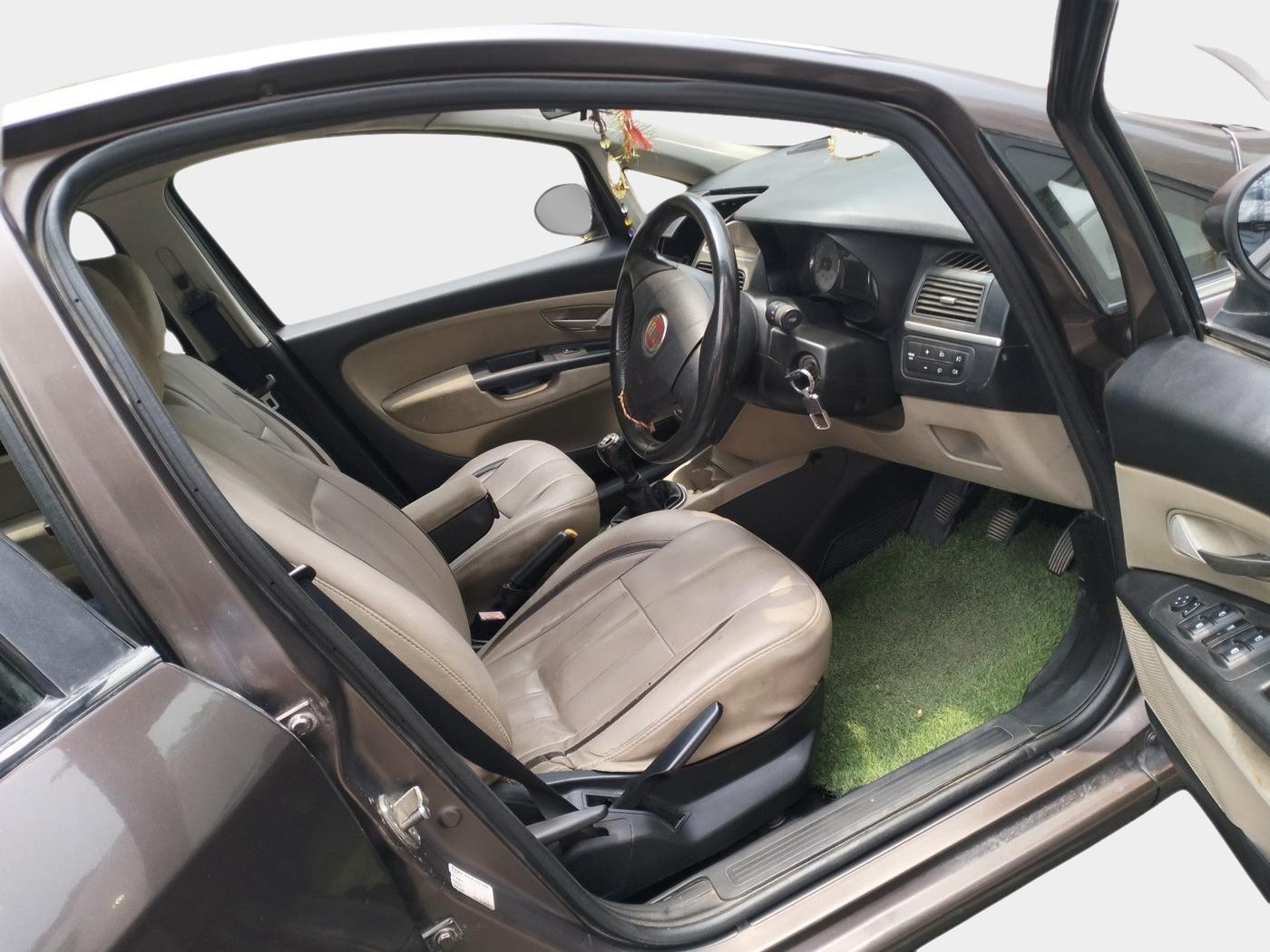 2011 Fiat Linea DYNAMIC 1.3, Diesel, Manual, 98,635 km, interior