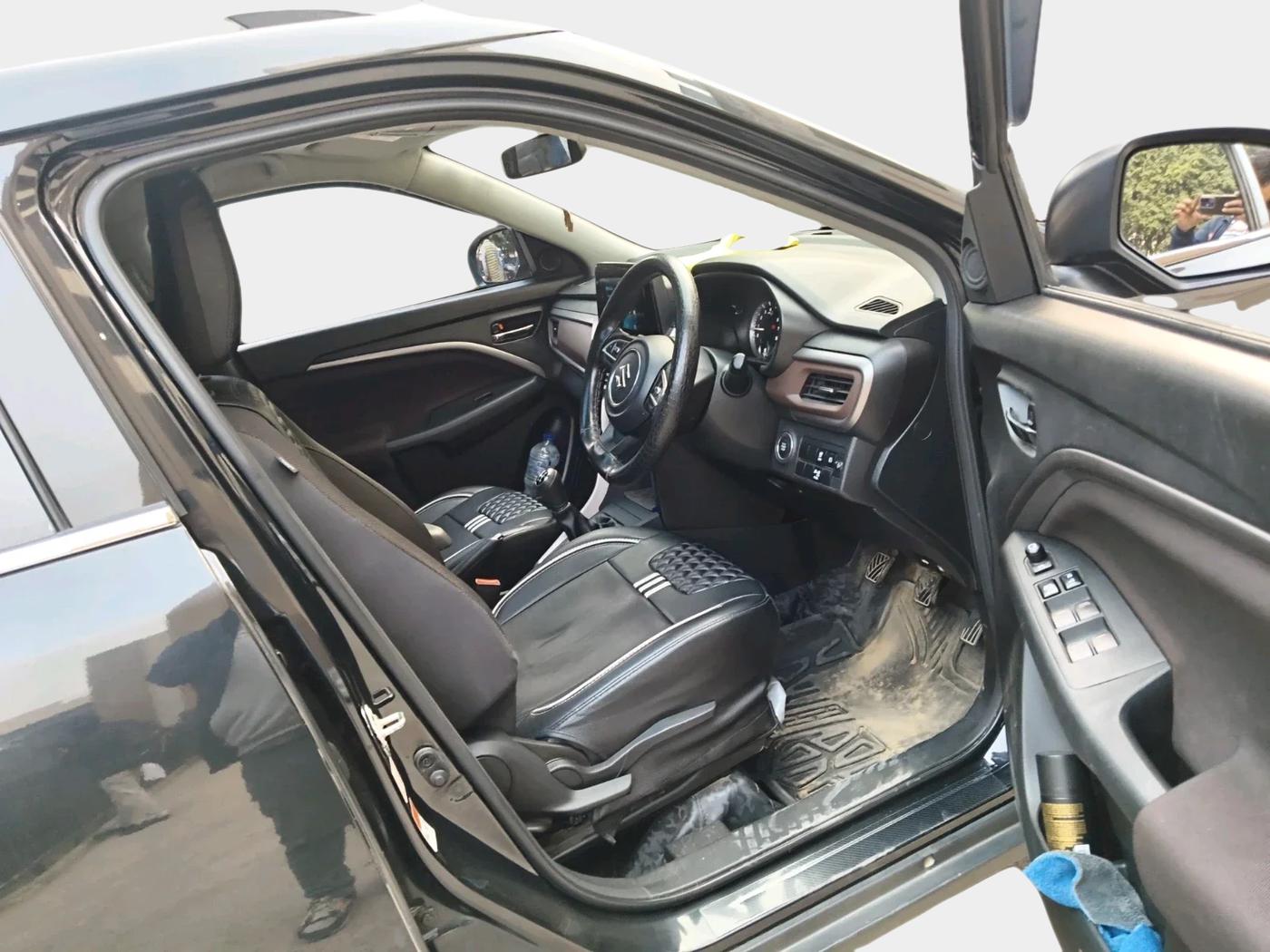2025 Maruti BREZZA ZXI S-CNG, Petrol, Manual, 27,648 km, interior
