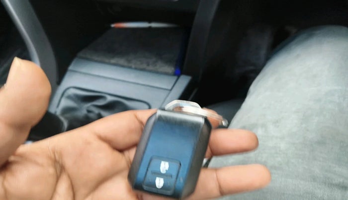 2025 Maruti BREZZA ZXI S-CNG, Petrol, Manual, 27,648 km, interior