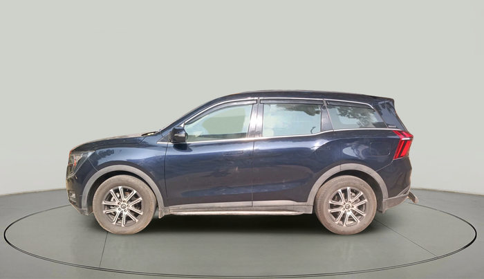 2023 Mahindra XUV700 AX 7 P MT 7 STR, Petrol, Manual, 20,835 km, exterior