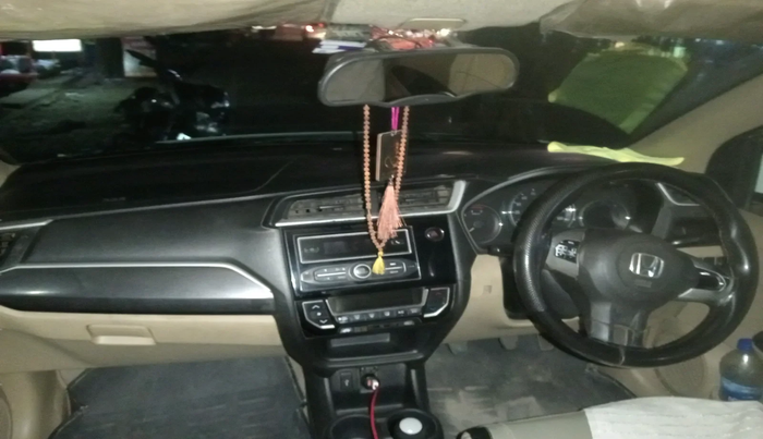 2017 Honda Amaze 1.5L I-DTEC SX, Diesel, Manual, 1,26,627 km, interior