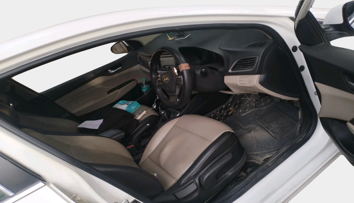 2018 Hyundai Verna 1.6 SX (O) CRDI MT, Diesel, Manual, 1,23,587 km, interior