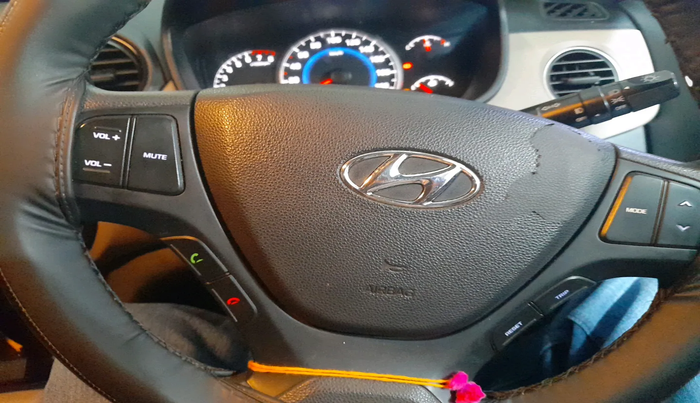 2016 Hyundai Grand i10 SPORTZ 1.2 KAPPA VTVT, Petrol, Manual, 35,668 km, interior