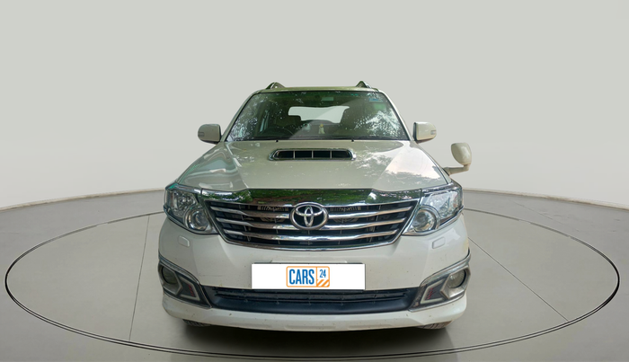 2015 Toyota Fortuner 3.0 4X2 MT, Diesel, Manual, 54,321 km, exterior
