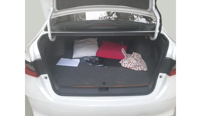 2024 Honda City EHEV ZX, Hybrid, Automatic, 15,941 km, exterior