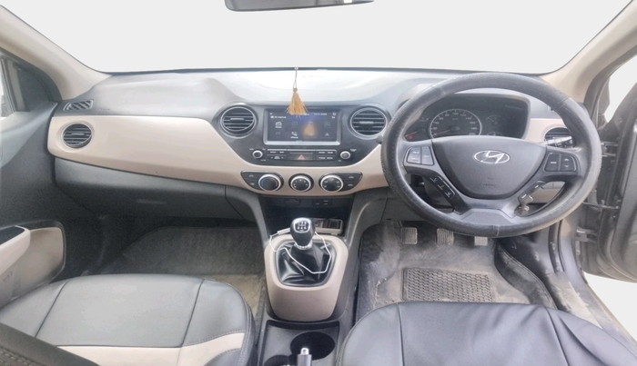 2017 Hyundai Grand i10 SPORTZ (O) 1.2 KAPPA VTVT, Petrol, Manual, 1,06,273 km, interior