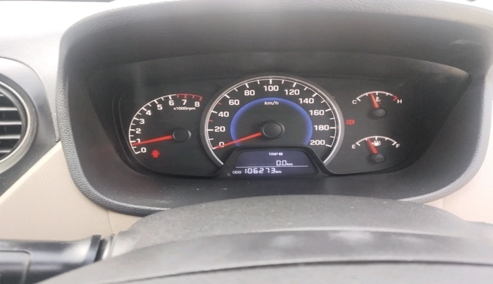 2017 Hyundai Grand i10 SPORTZ (O) 1.2 KAPPA VTVT, Petrol, Manual, 1,06,273 km, interior