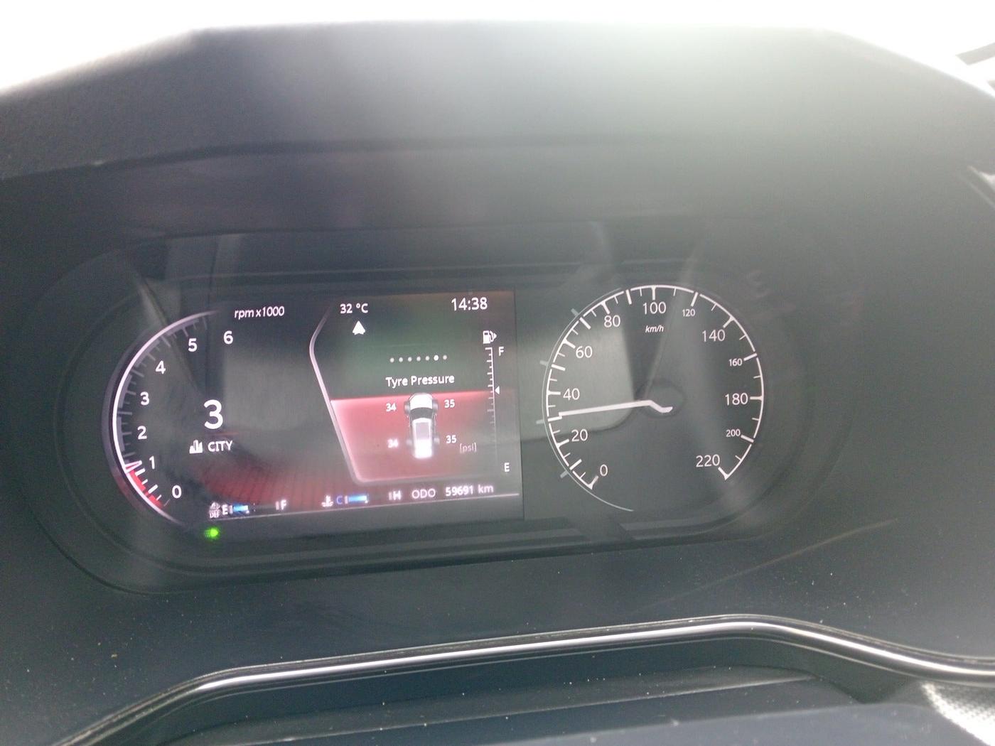 2022 Tata Safari XZ PLUS DARK EDITION, Diesel, Manual, 59,690 km, interior