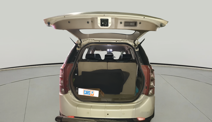 2013 Mahindra XUV500 W8, Diesel, Manual, 85,550 km, exterior