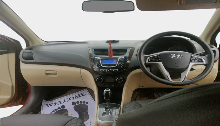 2014 Hyundai Verna FLUIDIC 1.6 CRDI SX AT, Diesel, Automatic, 1,70,849 km, interior