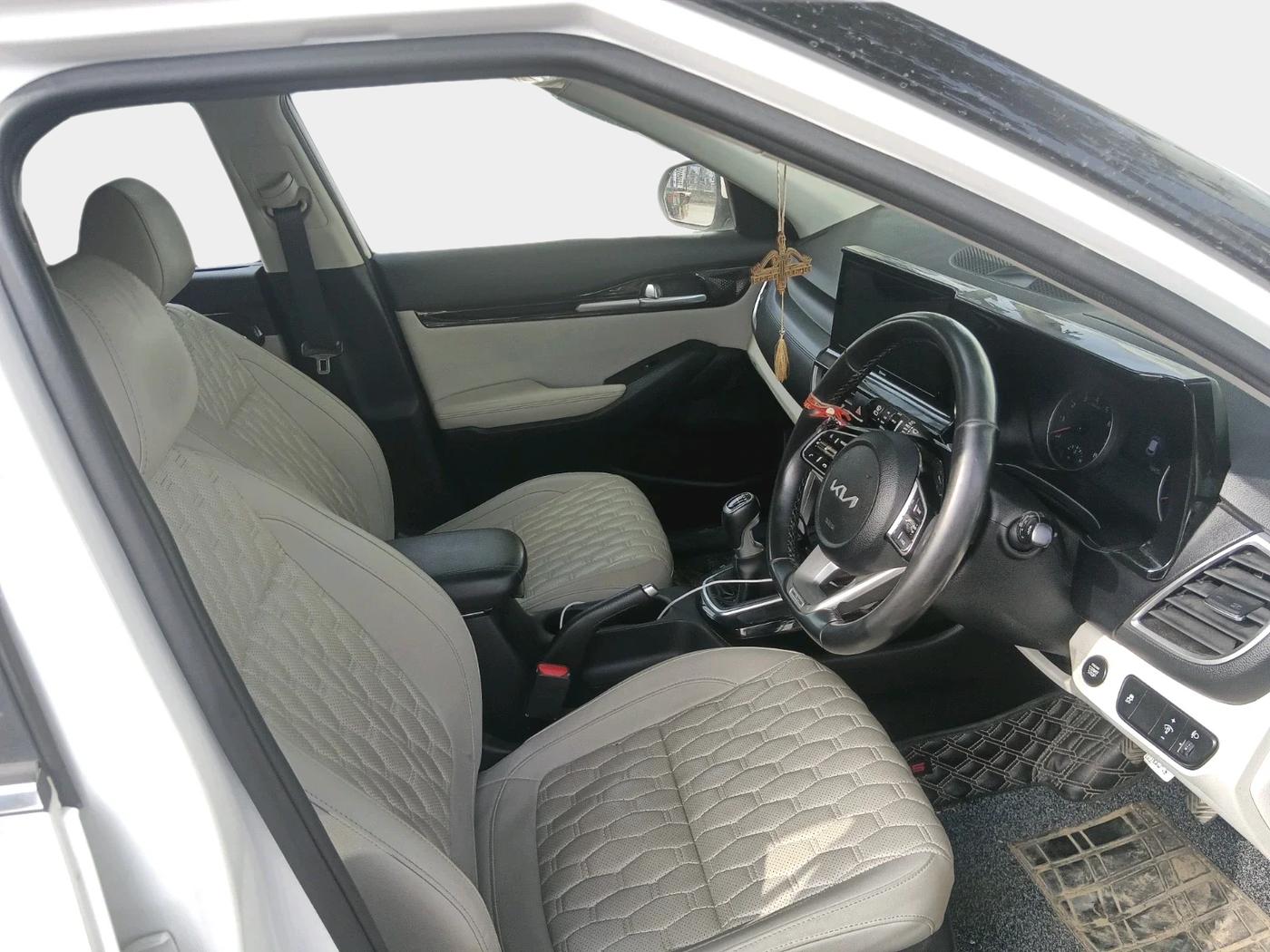2021 KIA SELTOS HTX 1.5 PETROL, Petrol, Manual, 8,10,000 km, interior
