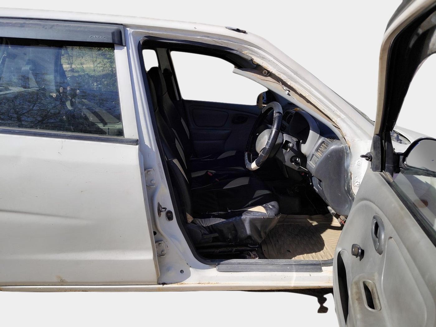 2011 Maruti Alto LX, Petrol, Manual, 1,22,089 km, interior