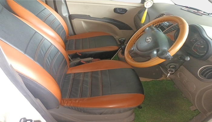 2011 Hyundai i10 ERA 1.1, Petrol, Manual, 1,20,650 km, interior
