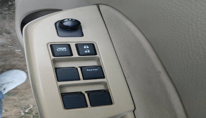 2012 Maruti Swift Dzire VXI, Petrol, Manual, 1,52,437 km, interior