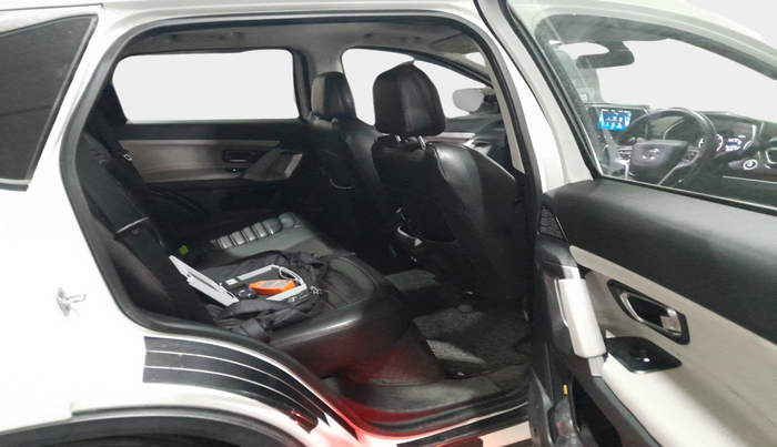 2022 Tata Harrier XT PLUS 2.0L KRYOTEC, Diesel, Manual, 42,294 km, interior