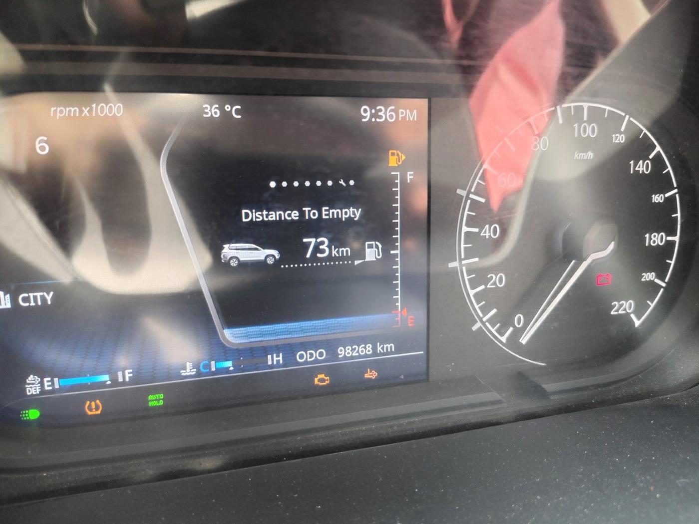 2021 Tata Safari XZ PLUS 6 S, Diesel, Manual, 98,268 km, interior