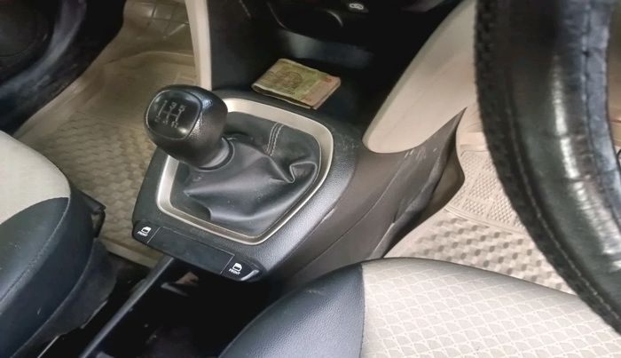 2022 Hyundai NEW SANTRO ERA EXECUTIVE, Petrol, Manual, 27,245 km, interior