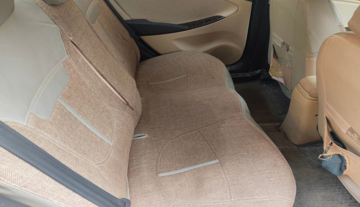 2011 Hyundai Verna FLUIDIC 1.6 VTVT SX, CNG, Manual, 1,03,000 km, interior