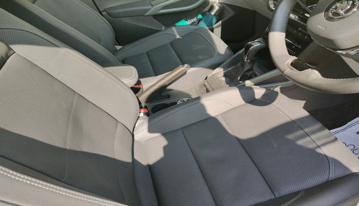 2025 Skoda Kylaq Prestige AT, Petrol, Automatic, 7,739 km, interior