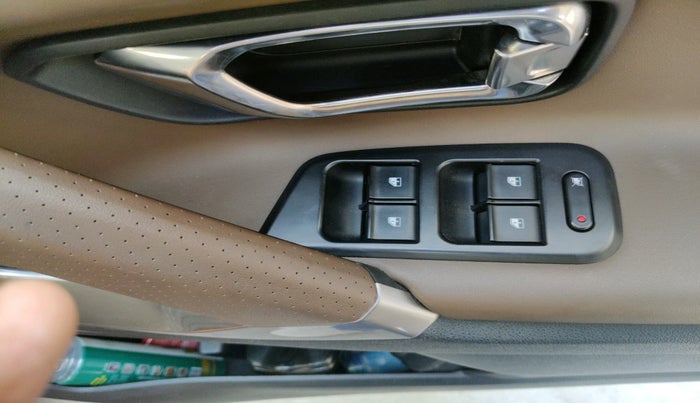 2019 Tata Harrier XZ 2.0L, Diesel, Manual, 56,376 km, interior