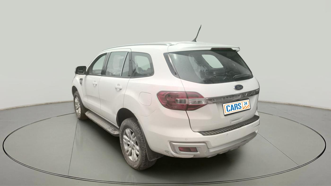 2016 Ford Endeavour TREND 2.2 4X2 AT, Diesel, Automatic, 1,56,246 km, exterior