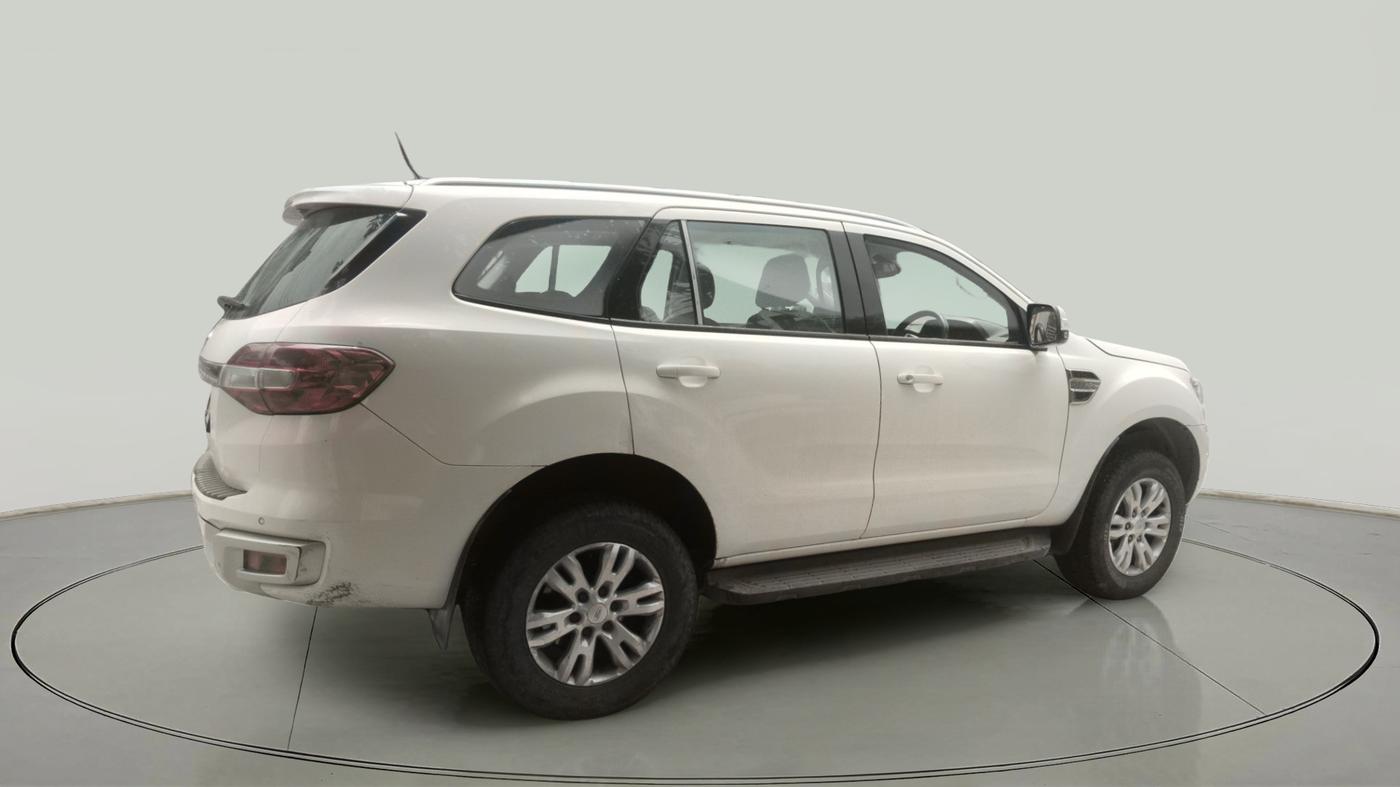 2016 Ford Endeavour TREND 2.2 4X2 AT, Diesel, Automatic, 1,56,246 km, exterior