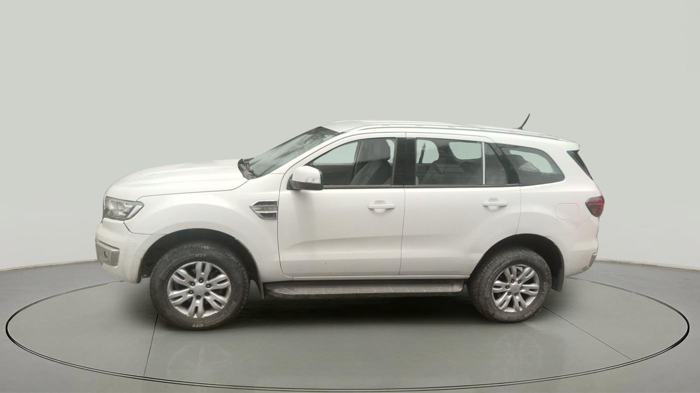 2016 Ford Endeavour TREND 2.2 4X2 AT, Diesel, Automatic, 1,56,246 km, exterior