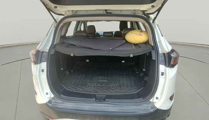 2019 Tata Harrier XZ 2.0L, Diesel, Manual, 63,542 km, exterior