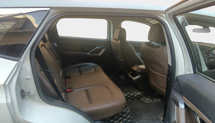 2019 Tata Harrier XZ 2.0L, Diesel, Manual, 63,542 km, interior