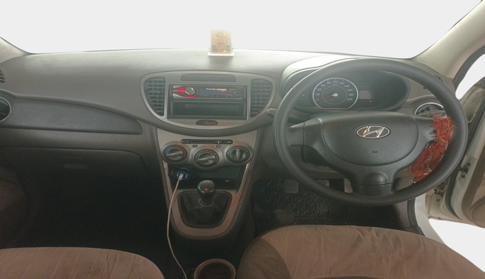 2010 Hyundai i10 MAGNA 1.2, Petrol, Manual, 1,21,669 km, interior