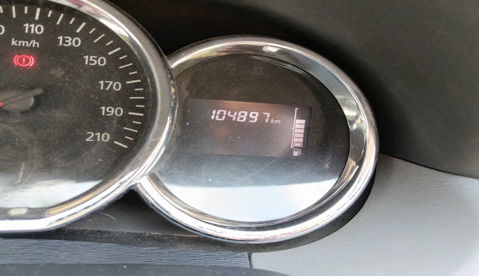 2016 Nissan Terrano XE (D), Diesel, Manual, 1,04,897 km, interior