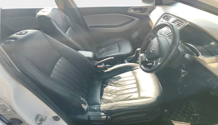 2015 Hyundai Elite i20 SPORTZ 1.2, Petrol, Manual, 1,28,598 km, interior