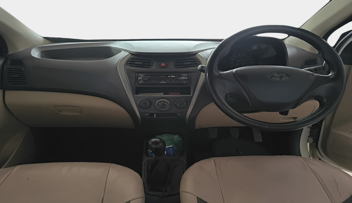 2015 Hyundai Eon ERA +, Petrol, Manual, 1,37,000 km, interior