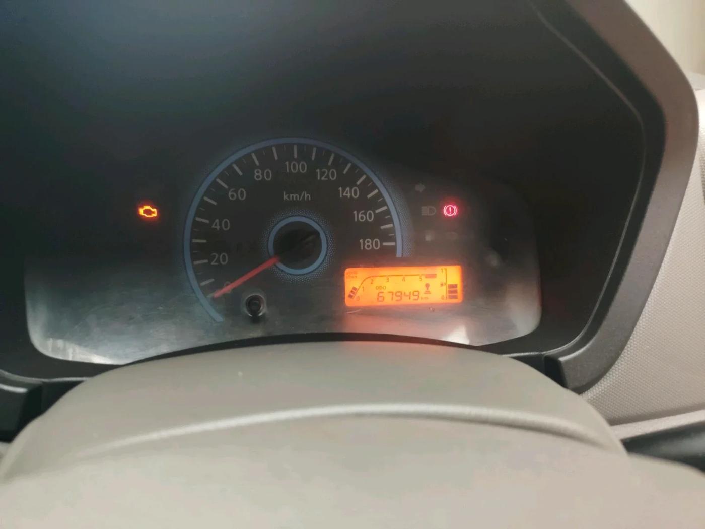 2016 Datsun Redi Go T (O), Petrol, Manual, 69,000 km, interior