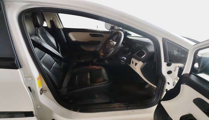 2024 Tata ALTROZ XE CNG, Petrol, Manual, 18,363 km, interior