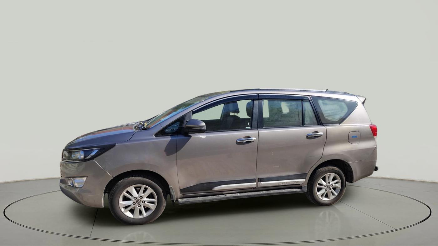 2017 Toyota Innova Crysta 2.4 GX 7 STR, Diesel, Manual, 96,040 km, exterior