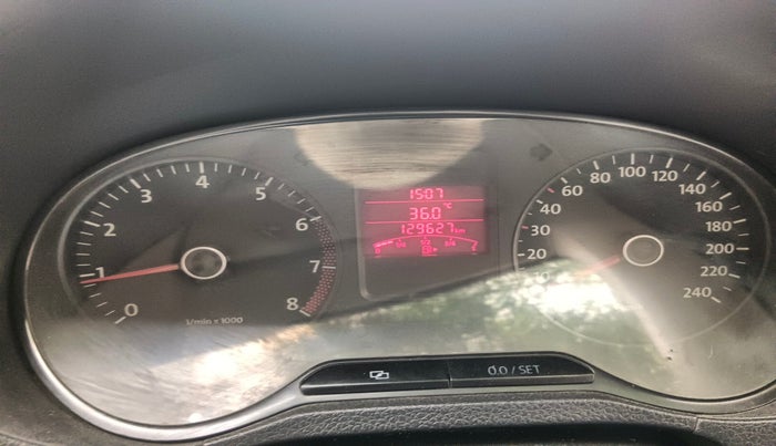 2010 Volkswagen Polo COMFORTLINE 1.2L PETROL, Petrol, Manual, 1,29,627 km, interior