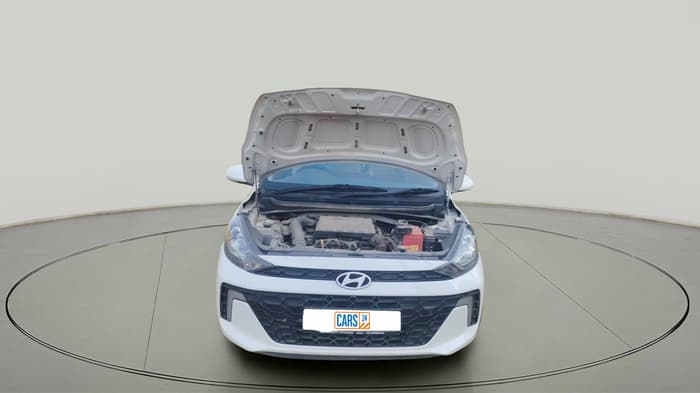 2024 Hyundai AURA SX 1.2 CNG, Petrol, Manual, 11,618 km, exterior