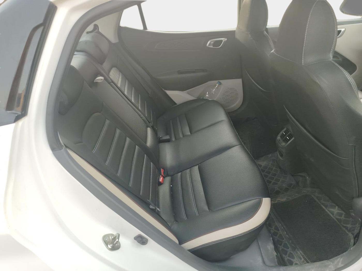 2024 Hyundai AURA SX 1.2 CNG, Petrol, Manual, 11,618 km, interior