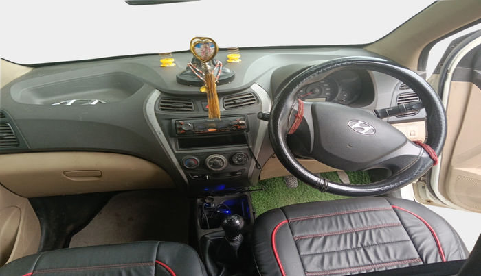 2012 Hyundai Eon ERA, Petrol, Manual, 1,50,000 km, interior